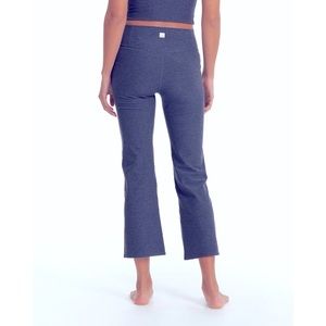 Vuori Midnight Blue Mid Rise Elevation Slim Bootcut Leggings Size Small